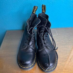 This is a Dr. Martens 1460 Pascal Virginia leather 8-eye boot in black